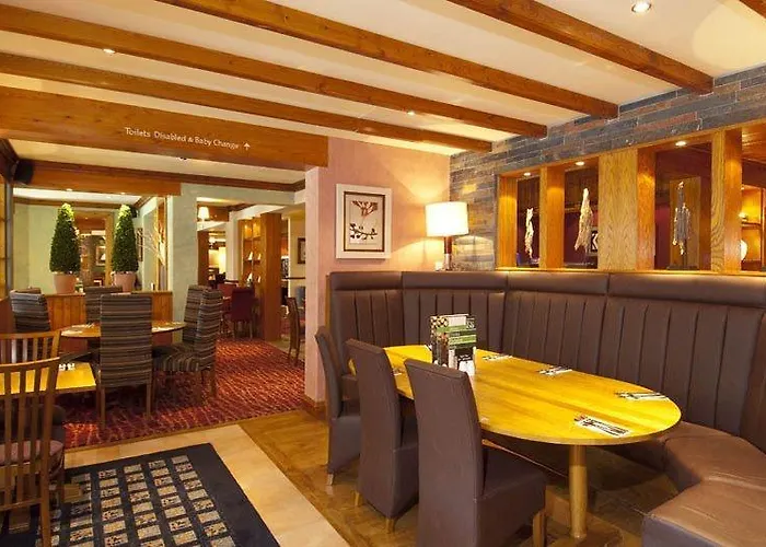 Premier - Blossom St South